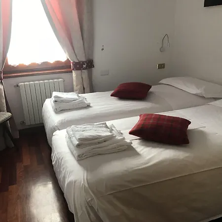 Alpen Отель